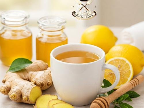 فوائد الزنجبيل والعسل ،تقليل الانتفاخ والغازات، وتعزيز المناعة و الهضم